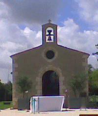 chapelle avec sa cloche a sonnerie manuelle