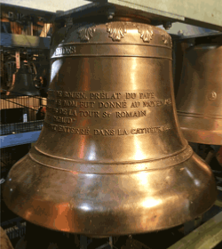 cloche eglise en poste fixe