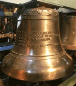 Combien cote une cloche d'glise place en poste fixe