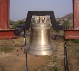 La Fonderie Paccard à Annecy fabrique 54 réplique dela Liberty Bell